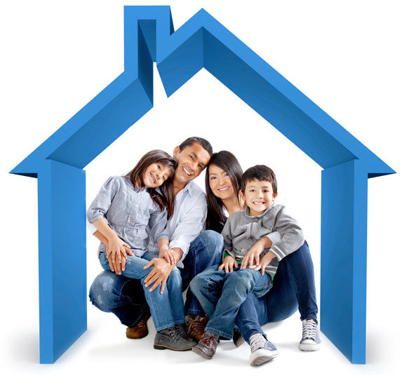 Familia protegida por su seguro de hogar CIMA